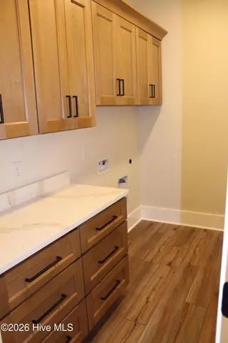 318 Bobbys Drive, Newport, NC 28570 – photo 12: Laundry Room June 26