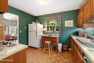 5118 Midyette Avenue, Morehead City, NC 28557 – photo 9: Kitchen