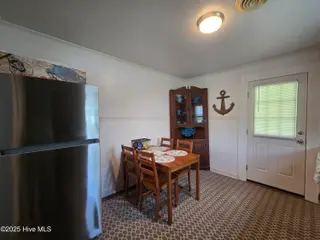 909 N 20th Street, Morehead City, NC 28557 – photo 8: Kitchen