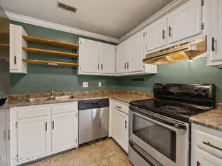 625 Shadowridge Road, Jacksonville, NC 28546 – photo 7: 10-web-or-mls-625 Shadowridge Rd. 19