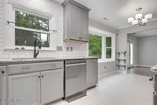 112 Carlisle Court, Jacksonville, NC 28546 – photo 23: DSC_0214