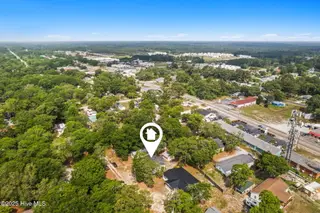 7203 Banner Street SW, Ocean Isle Beach, NC 28469 — 3-bedroom manufactured home in Seaside Heights, Ocean Isle Beach, NC, photo 3 of 38: 3-web-or-mls-CAMMediaLLC.com (1 of 33)