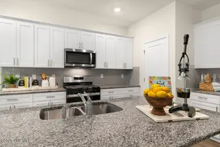 3048 Platinum Circle, West End, NC 27376 – photo 11: Kitchen