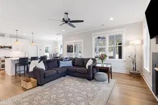 542 Deer Creek Drive, Cape Carteret, NC 28584 – photo 12: Living Room