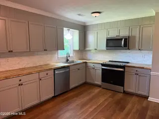 203 Poplar Road, Havelock, NC 28532 – photo 2: Kitchen
