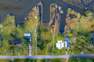 134 Goose Creek Loop Road, Newport, NC 28570 – photo 6: 24-web-or-mls-chadwick-visuals-134-goose