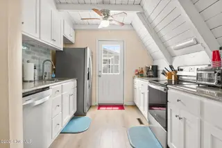 408 E Second Street, Ocean Isle Beach, NC 28469 – photo 11