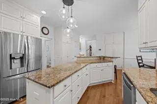 900 Chesapeake Place, Greenville, NC 27858 – photo 9: Kitchen