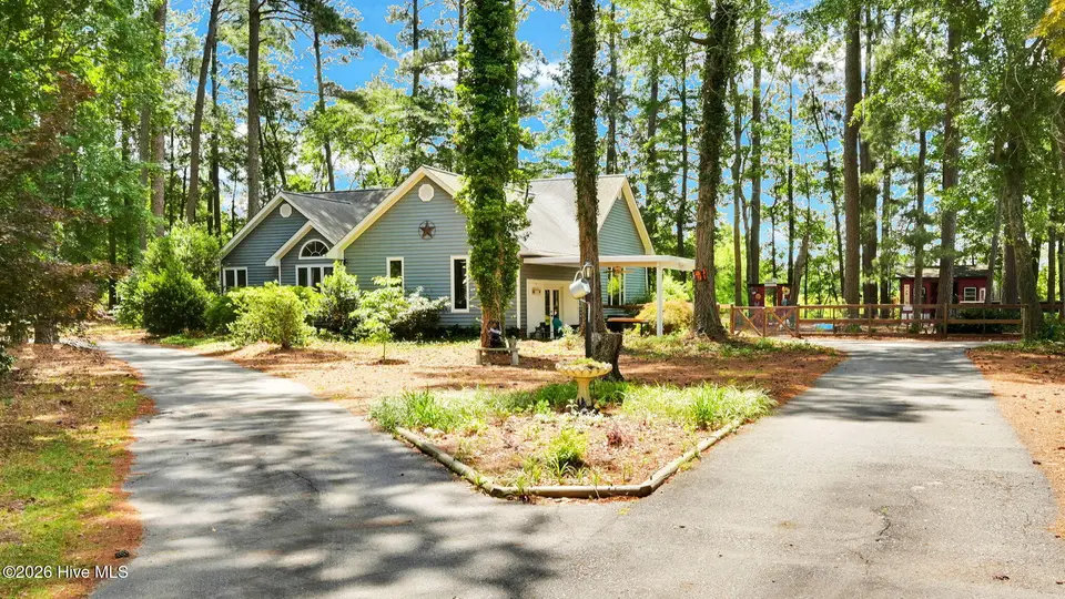 1251 W Acres Lane, Greenville, NC 27834 – photo 1 of 34: 34-web-or-mls-1251 West Acres Lane-2