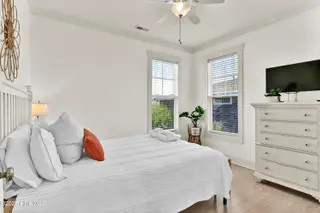 13 Seagull Street Unit B, Wrightsville Beach, NC 28480 – photo 14: P1588848