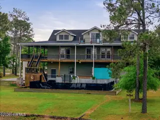 354 W South Shore Drive, Southport, NC 28461 — 3-bedroom home in Boiling Spring Lakes, Southport, NC, photo 7 of 39: 12-web-or-mls-DJI_20260507122722_0383_D-