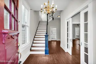314 N 5th Avenue, Wilmington, NC 28401 — 4-bedroom home in Historic District, Wilmington, NC, photo 8 of 55: 314N5thAve