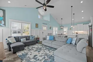 134 NE 5th Street, Oak Island, NC 28465 – photo 6