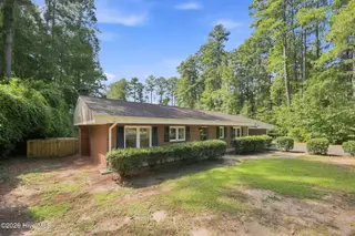 117 Lakeview Drive, Whispering Pines, NC 28327 – photo 3: 3-web-or-mls-IMG_3940