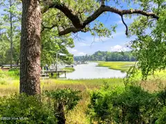 358 Shore Point Drive, Wilmington, NC 28411 — 5-bedroom waterfront home in Bayshore Estates, Wilmington, NC, photo 2 of 49