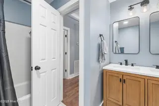 4704 Trent Woods Drive, Trent Woods, NC 28562 – photo 19: 27-web-or-mls-chadwick-visuals-4704-tren