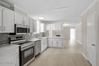190 Pickett Circle, Vass, NC 28394 – photo 5: 13-190 Pickett Cir [2777887]_24
