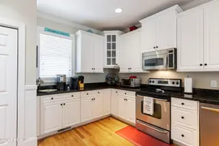 209 Georgia Avenue, Carolina Beach, NC 28428 – photo 15: IMG_7049