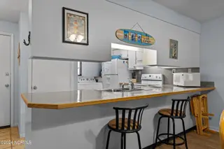 1505 Salter Path Road 436, Indian Beach, NC 28512 – photo 18: 12-web-or-mls-1S3A6149