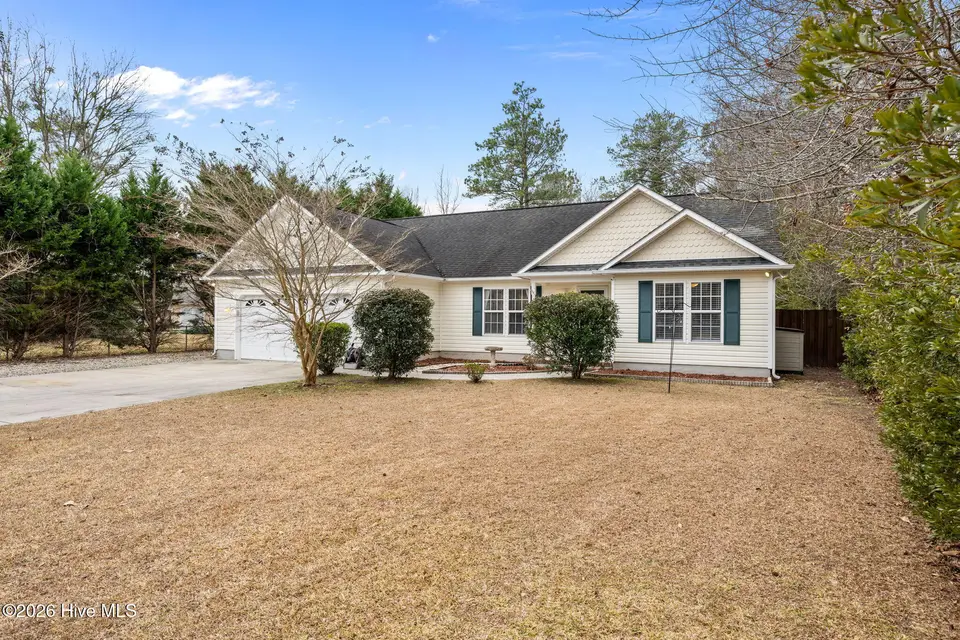 613 Hollywood Boulevard, Havelock, NC 28532 – photo 1 of 39: 1-web-or-mls-DSC_7168
