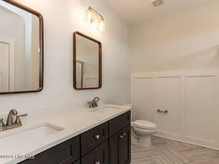 38 Muscadine Way, Smithfield, NC 27577 – photo 16: 017-1280x960-first-floor-master-bathroom