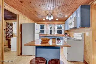 348 Shaw Highway, Rocky Point, NC 28457 — 2-bedroom home, Rocky Point, NC, photo 14 of 29