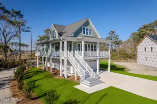 515 Goldeneye Court, Beaufort, NC 28516 – photo 2: 515 Goldeneye_Mar2024_004