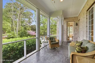 8932 Woodcreek Circle, Wilmington, NC 28411 — 4-bedroom home in Porters Neck Plantation, Wilmington, NC, photo 15 of 63: 8932 Woodcreek Cir MLS-15