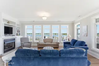 42 Sailview Drive, North Topsail Beach, NC 28460 – photo 3