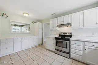913 Colony Drive, New Bern, NC 28562 – photo 17: 913 Colony Drive