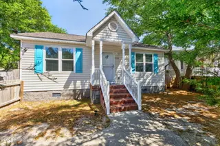 220 NE 33rd Street, Oak Island, NC 28465 – photo 2: 220 NE 33rd