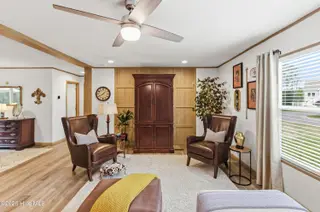 2667 Mill Pond Court SE, Bolivia, NC 28422 — 3-bedroom manufactured home in Cypress Lakes, Bolivia, NC, photo 7 of 36