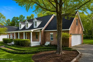 121 E Pointe Road, Rocky Point, NC 28457 — 3-bedroom home in River Hills, Rocky Point, NC, photo 24 of 33