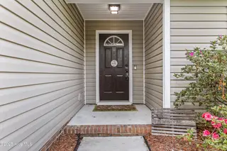195 Lee Rogers Road, Hubert, NC 28539 — 3-bedroom home in Trailwood, Hubert, NC, photo 3 of 28