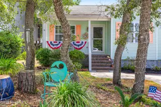 145 NW 10th Street, Oak Island, NC 28465 – photo 2