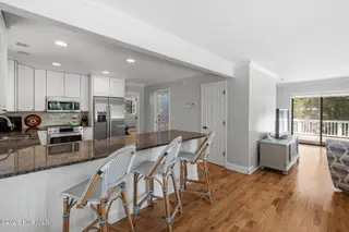 31 Horsemint Trail, Bald Head Island, NC 28461 — 3-bedroom home in BHI (Bald Head Island), Bald Head Island, NC, photo 8 of 50: web-3
