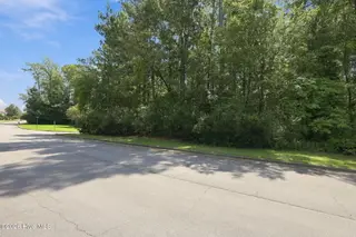 314 217 Neuse Harbour Boulevard, New Bern, NC 28562 – photo 16: 4-web-or-mls-0C0A3473