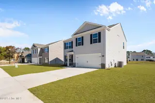 4008 Topsail Trail, New Bern, NC 28560 – photo 4: 4008 Topsail Trail