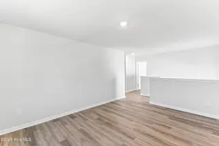 605 S Squires Run Lane, Richlands, NC 28574 – photo 17: Loft