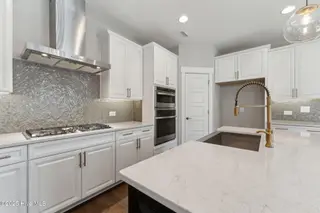 1032 Fawn Valley Way, Wilmington, NC 28409 – photo 5: 2- Kitchen