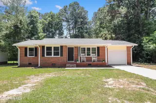 500 Lakewood Drive, Jacksonville, NC 28546 – photo 3