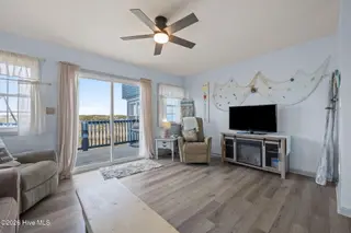1413 New River Inlet Road, North Topsail Beach, NC 28460 – photo 8: 27-web-or-mls-_RAD1609