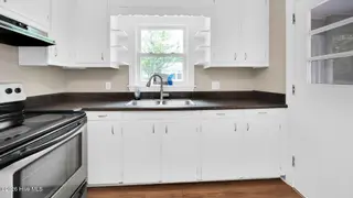 2609 Jefferson Drive, Greenville, NC 27858 – photo 19: 23-web-or-mls-2609 Jefferson Drive-19