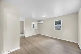 521 Swann Street, Wilmington, NC 28401 – photo 4