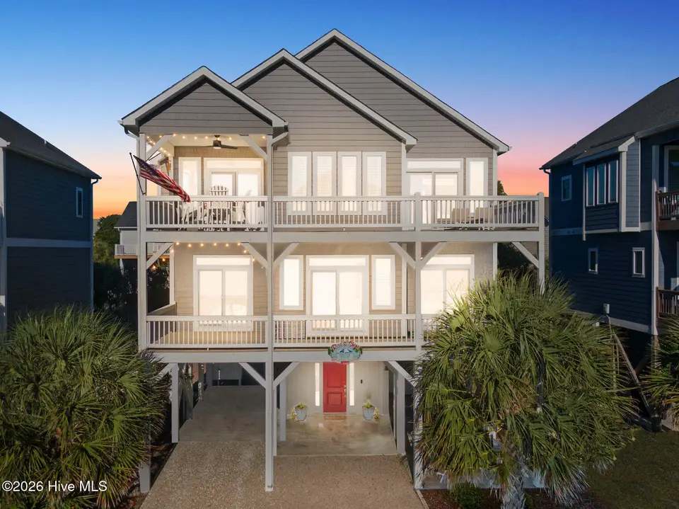 310 Oceanaire Lane, Surf City, NC 28445 – photo 1 of 45: 001_310_oceanaire_lane-1_989
