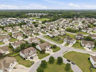 2012 Croyden Circle B, Greenville, NC 27834 – photo 5: corner lot with Green Space