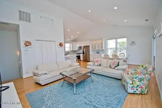 5405 Emerald Drive, Emerald Isle, NC 28594 – photo 6: 5405 Emerald Drive East