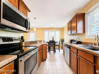 1660 Cedar Point Circle, Elizabeth City, NC 27909 – photo 7: Kitchen