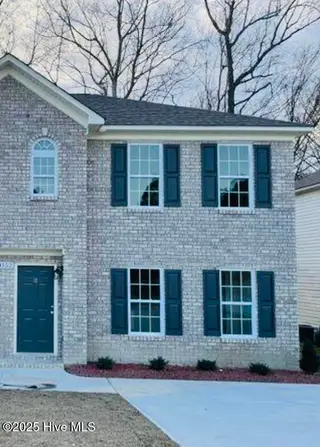 4152 Brook Creek Lane B, Greenville, NC 27858 – photo 2: IMG_3066