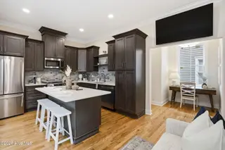 505 S 5th Avenue, Wilmington, NC 28401 – photo 7: 26-web-or-mls-IMG_4074